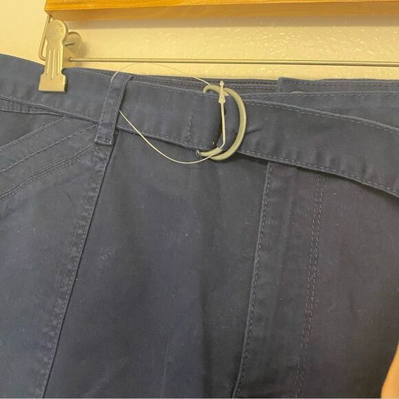 Gloria Vanderbilt Sierra Stretch Twill Short With Belted navy plus size 24W - Picture 5 of 11